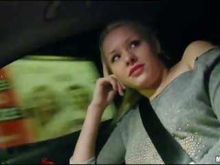 Lola Taylor banged in a car and facialed